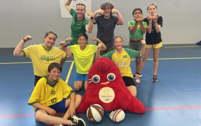 Journée olympique au collège avec les Mascottes des JO