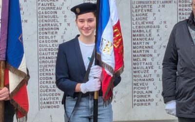 Participation du collège aux cérémonies du 11 novembre : un porte drapeau chaleureusement remercié