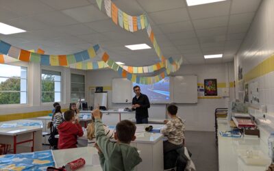 Début du cycle des cours de sciences pour les élèves CM2 Fernand Vadis au collège