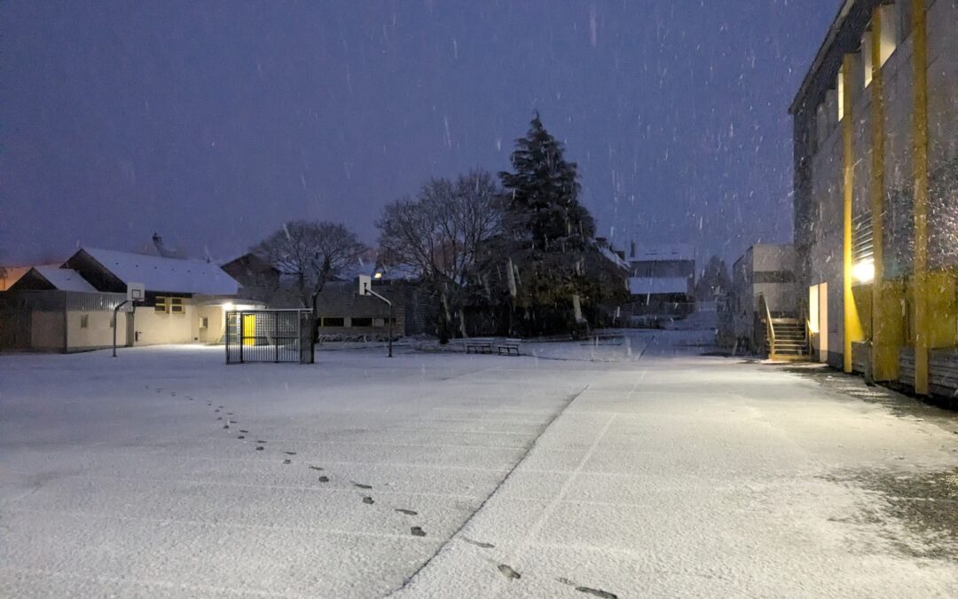 Collège sous la neige